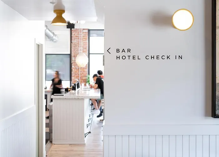 The Jesse Hotel & Bar